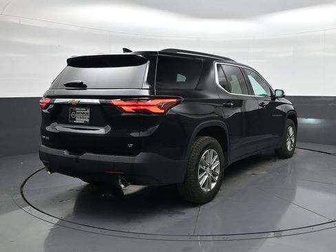 Used 2023 Chevrolet Traverse LT FWD image 7