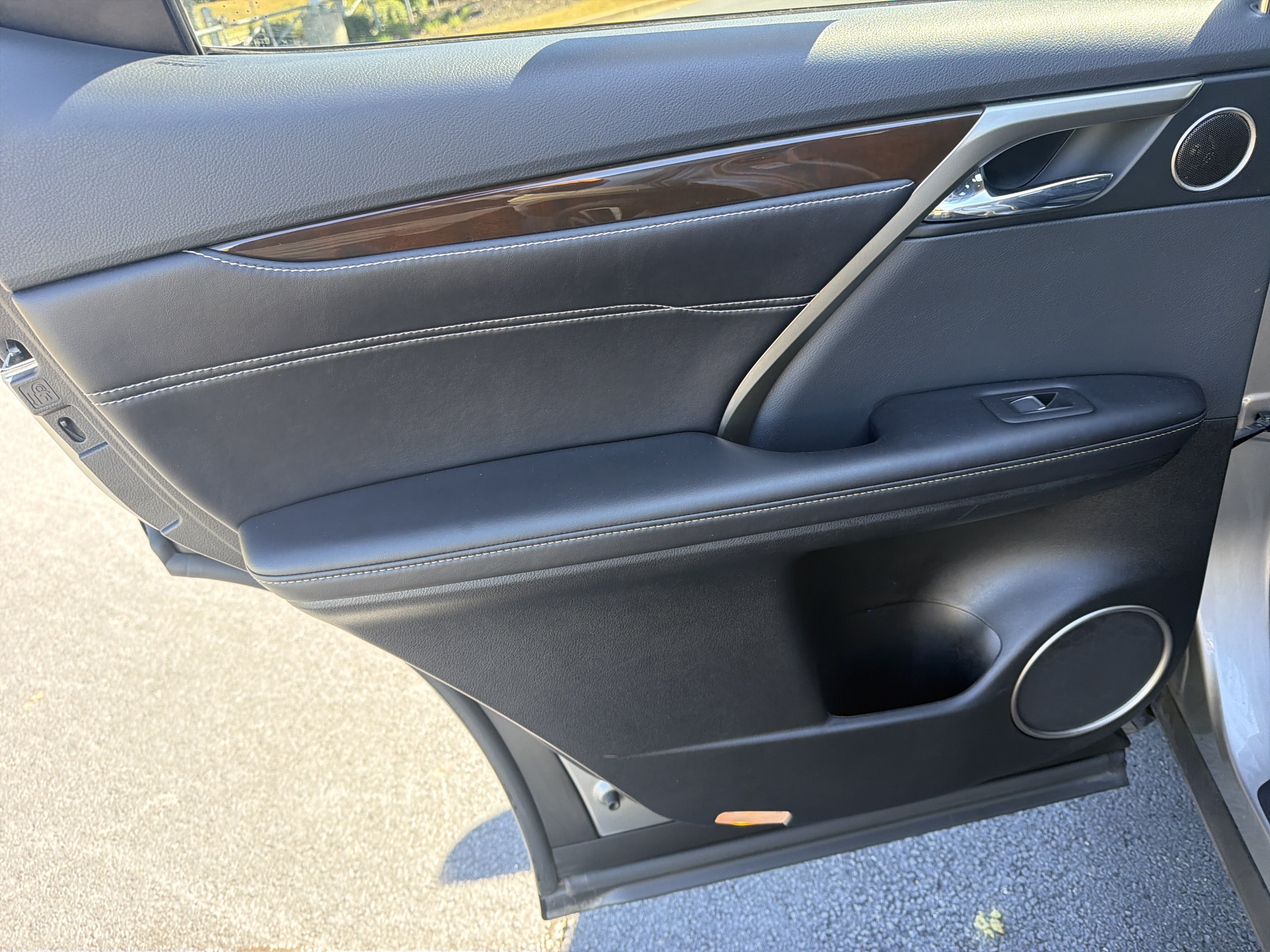 Used 2019 Lexus RX 350 FWD w/ Navigation Package image 27