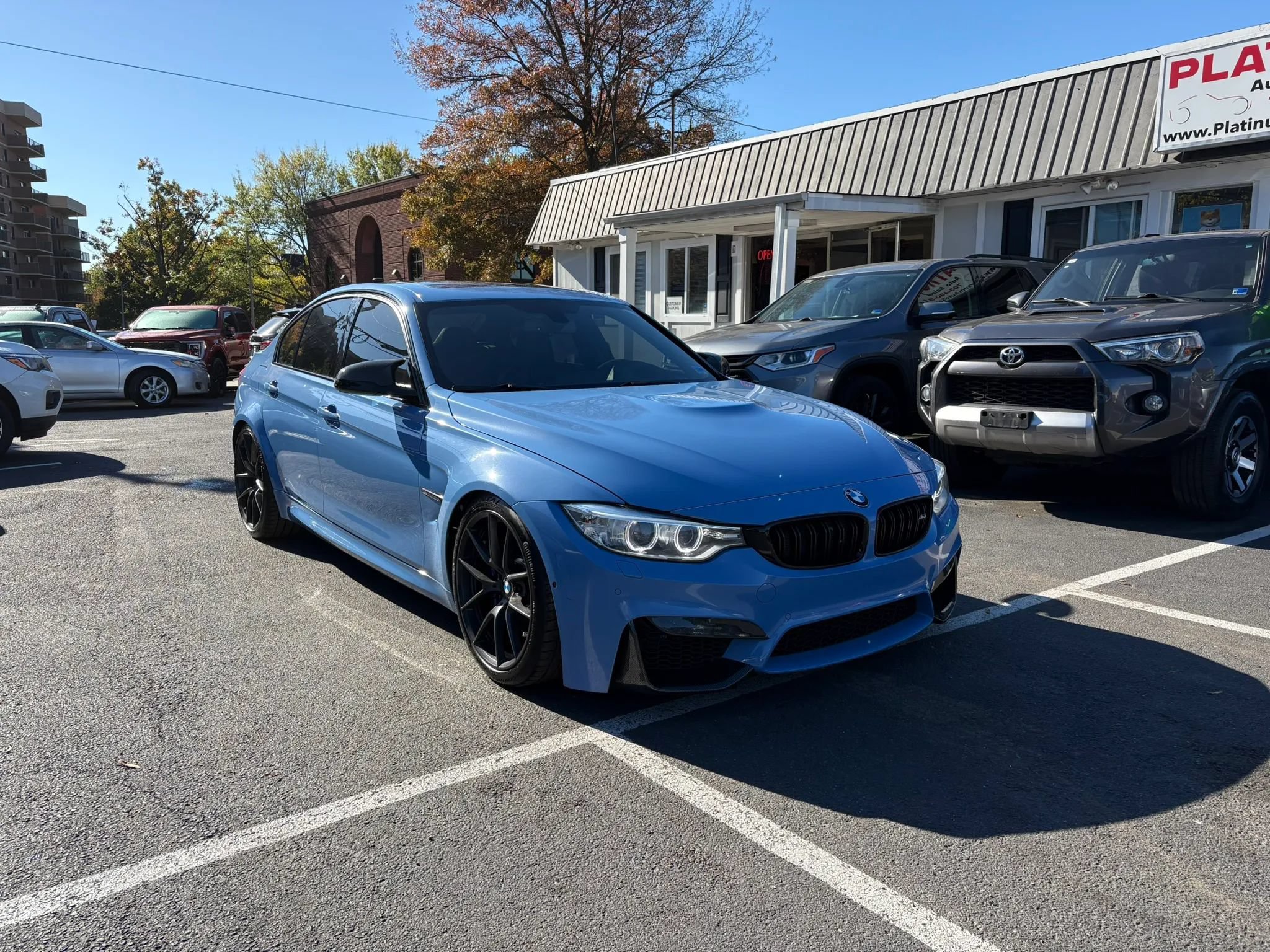 Used 2017 BMW M3 RWD image 2