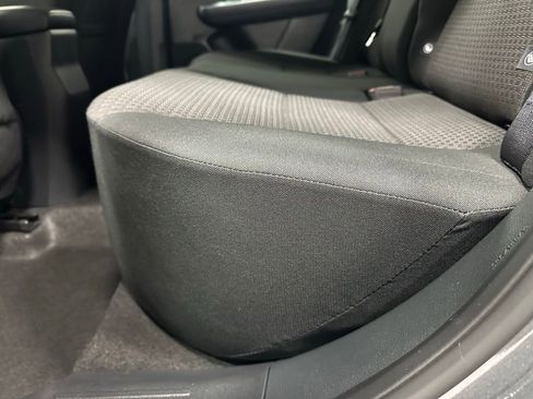Used 2025 Nissan Kicks S AWD/4WD image 37