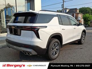 New 2025 Chevrolet Traverse LT w/ Driver Confidence Package video 3