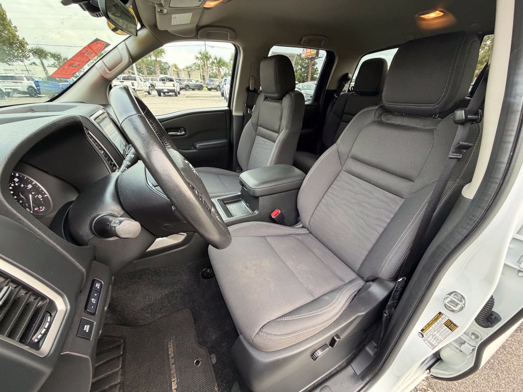 Certified 2024 Nissan Frontier SV w/ SV Convenience Package RWD image 11