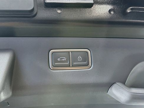 Used 2026 Kia EV9 Light RWD image 32