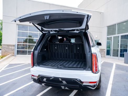 Used 2026 Cadillac Escalade IQL Sport 1 AWD/4WD image 56