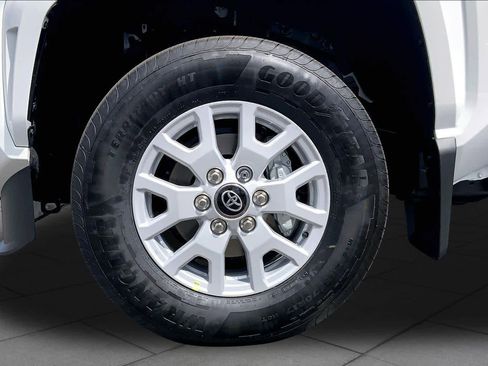 New 2026 Toyota Tacoma SR5 AWD/4WD image 11