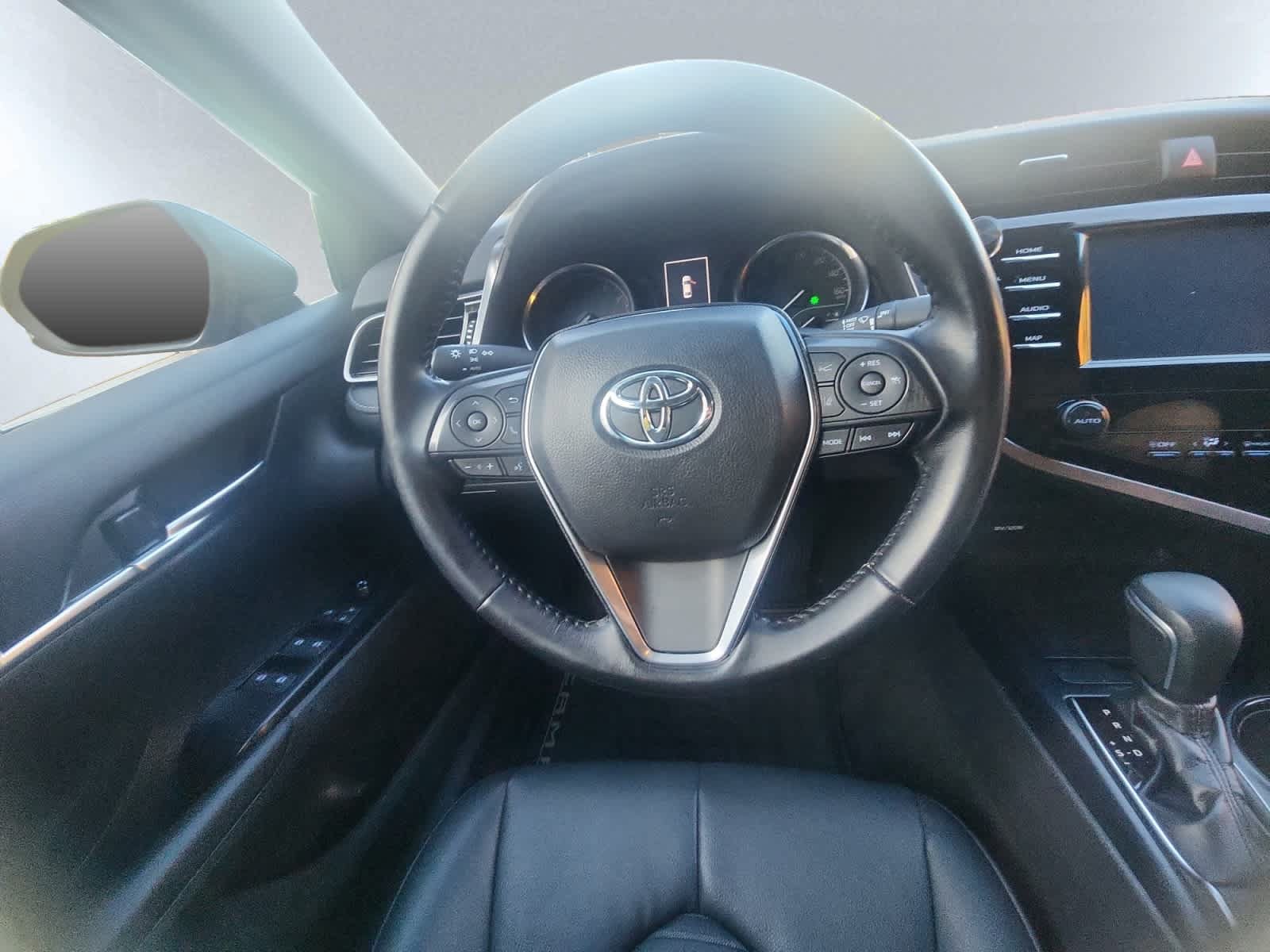 Used 2019 Toyota Camry SE FWD image 18