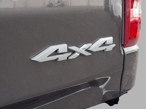 Used 2020 RAM 1500 Laramie image 22