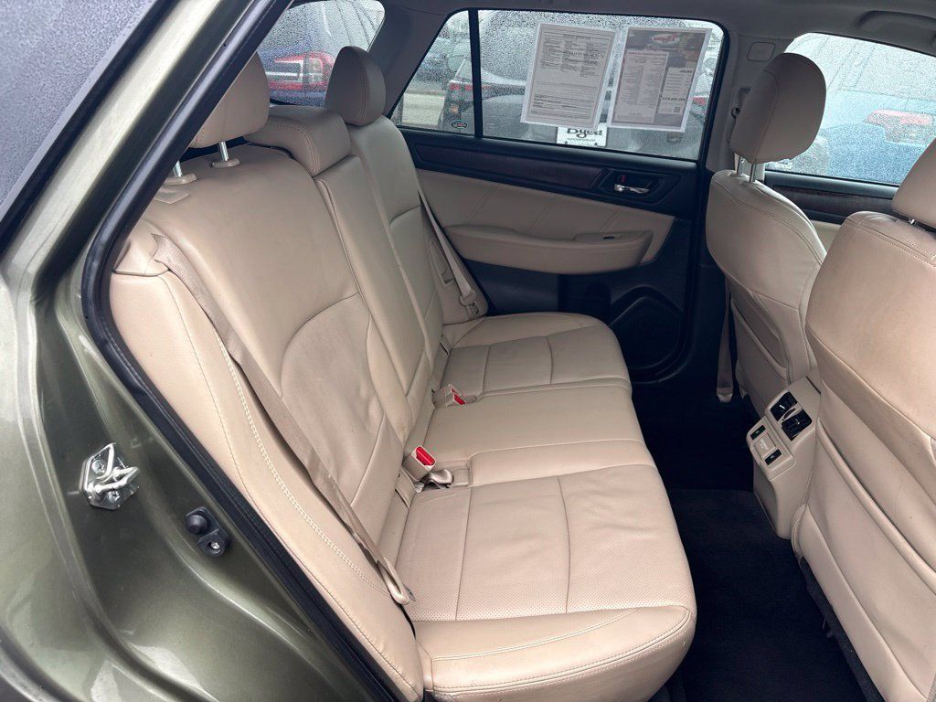 Used 2018 Subaru Outback 2.5i Limited AWD/4WD image 9