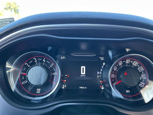 Used 2022 Dodge Challenger GT image 12