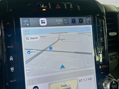 Used 2024 RAM 2500 Laramie w/ Safety Group image 22