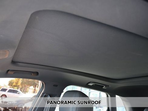 Used 2021 Audi Q3 2.0T Premium w/ Convenience Package image 3