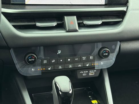 New 2026 Subaru Outback Touring AWD/4WD image 21