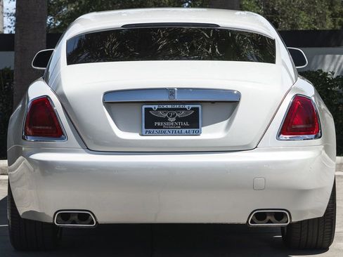 Used 2015 Rolls-Royce Wraith 2dr Coupe image 6
