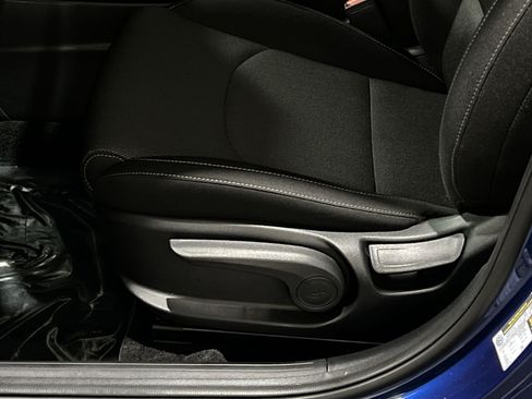 Used 2023 Kia Forte LXS w/ LXS Technology Package FWD image 19