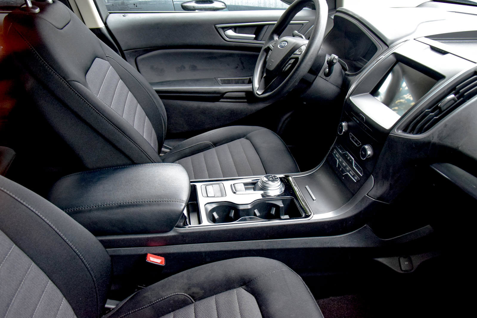 Used 2020 Ford Edge SE AWD/4WD image 7