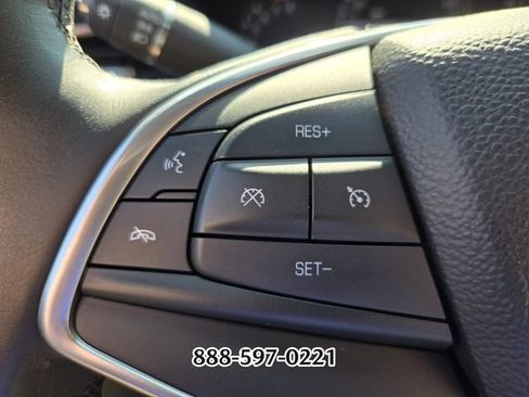 Used 2017 Cadillac XT5 Luxury w/ Driver Awareness Package FWD image 27