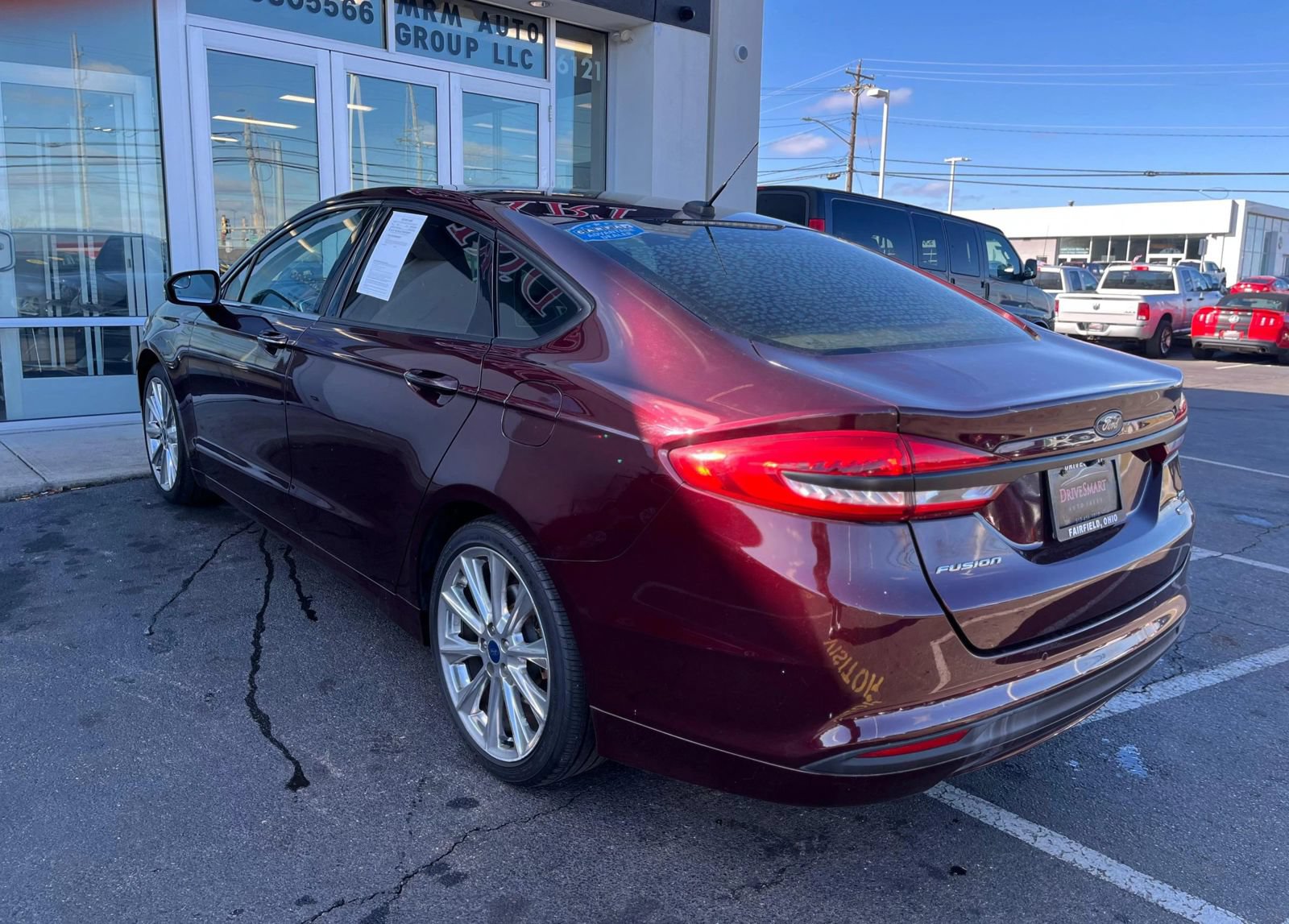 Used 2018 Ford Fusion SE w/ Fusion SE Technology Package FWD image 12