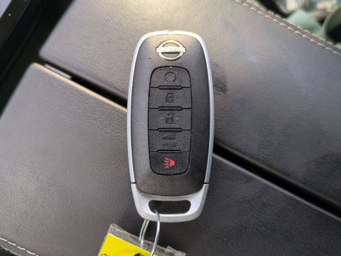 Used 2026 Nissan Rogue SV FWD image 27