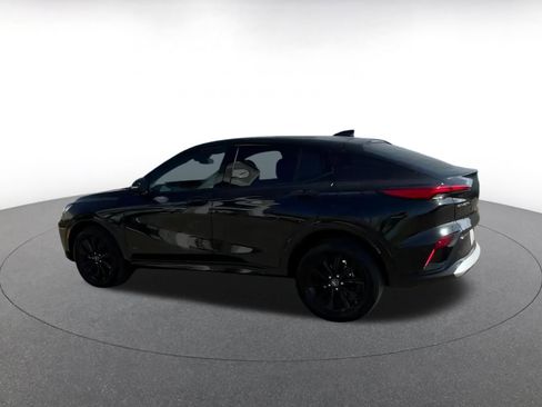 Used 2025 Buick Envista Sport Touring image 12