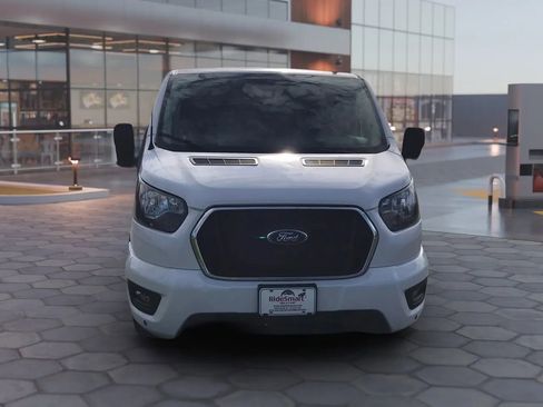 Used 2024 Ford Transit 350 XLT image 7