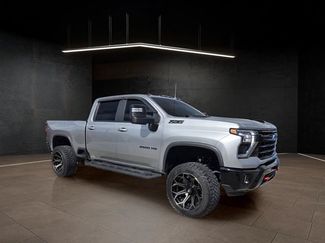 Used 2025 Chevrolet Silverado 2500 LT w/ Trail Boss Package AWD/4WD video 1