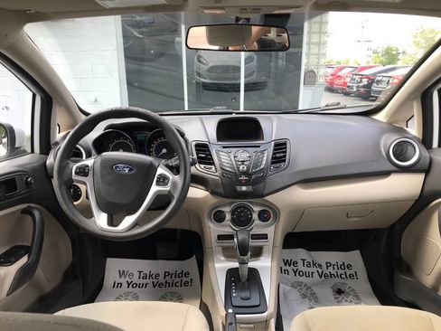 Used 2018 Ford Fiesta SE FWD image 11