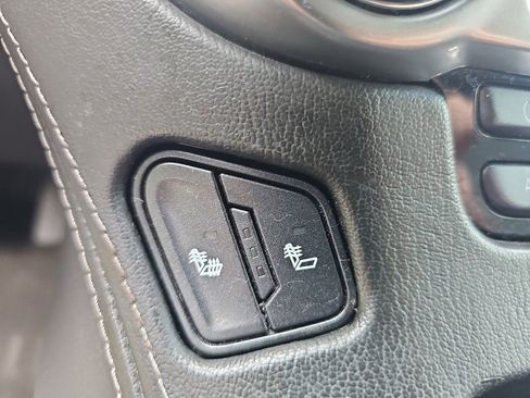 Used 2017 Chevrolet Tahoe LT RWD image 37