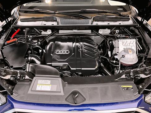 Certified 2023 Audi Q5 2.0T Premium w/ Convenience Package AWD/4WD image 30