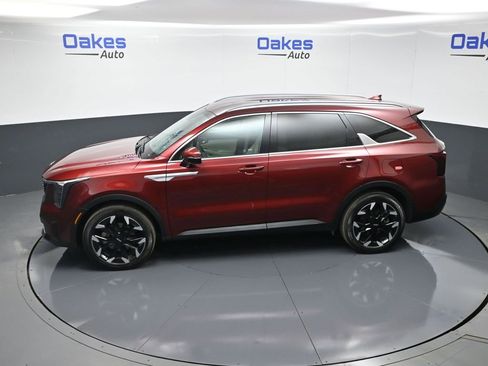 Certified 2025 Kia Sorento EX image 52