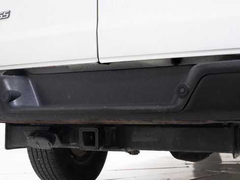 Used 2017 Chevrolet Express 2500 image 23