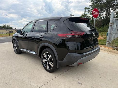 Used 2021 Nissan Rogue SL w/ Premium Package AWD/4WD image 5