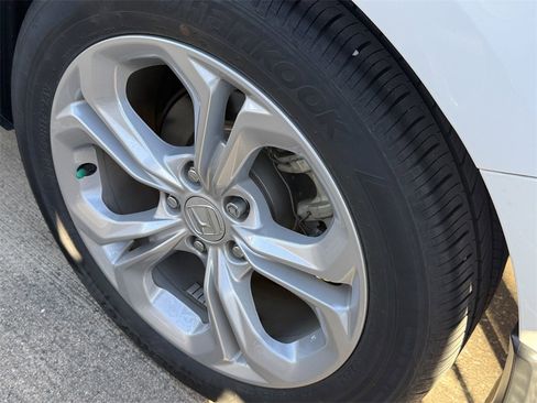 Used 2023 Honda Accord LX image 10