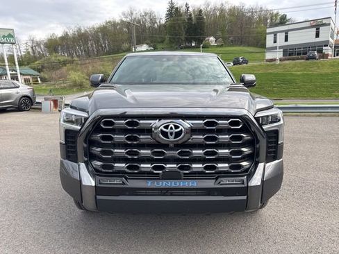 Used 2023 Toyota Tundra Platinum AWD/4WD image 2