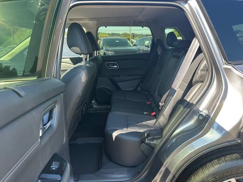 New 2026 Nissan Rogue Platinum w/ Platinum Premium Package AWD/4WD image 25