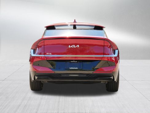 Certified 2025 Kia EV6 Wind AWD/4WD image 6