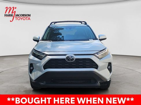 Used 2025 Toyota RAV4 XLE Premium FWD image 3