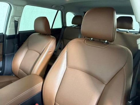 Used 2017 Subaru Outback 2.5i Touring AWD/4WD image 31