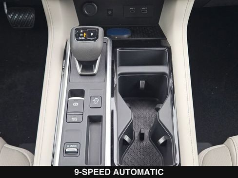 New 2026 Nissan Pathfinder SL image 24