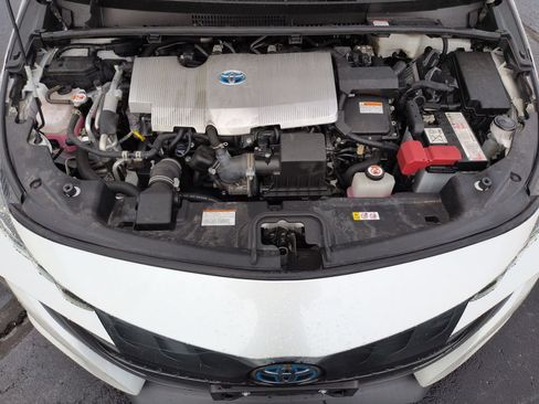 Certified 2022 Toyota Prius Prime XLE FWD image 22