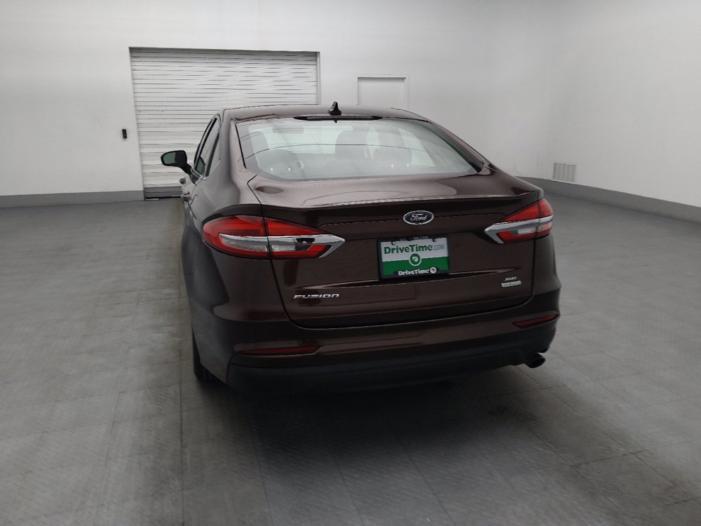 Used 2019 Ford Fusion SE FWD image 6