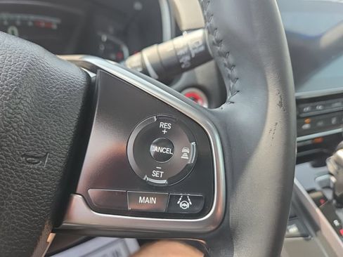 Used 2018 Honda CR-V Touring image 31