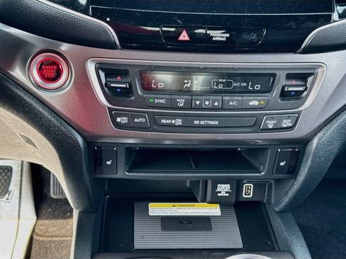 Used 2023 Honda Passport EX-L image 13