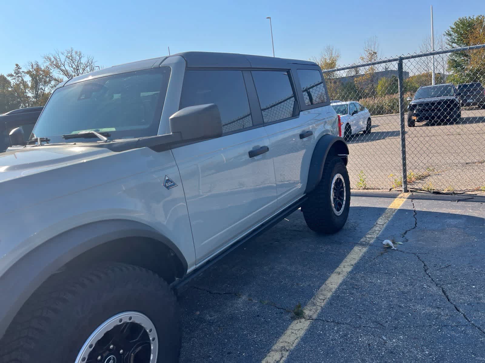 Used 2022 Ford Bronco Black Diamond w/ Sasquatch Package AWD/4WD image 6