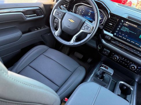 Used 2026 Chevrolet Silverado 1500 LTZ w/ LTZ Premium Package AWD/4WD image 15