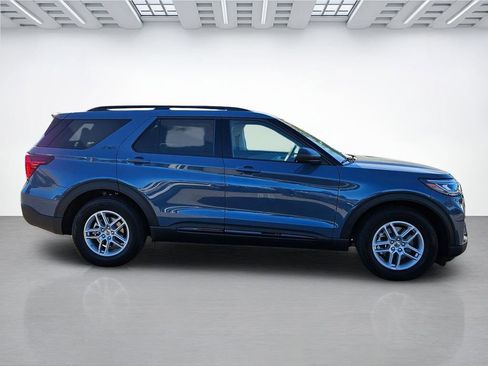 New 2026 Ford Explorer Active w/ Active Comfort Package RWD image 3