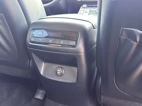 Used 2025 Hyundai Palisade SEL FWD image 27