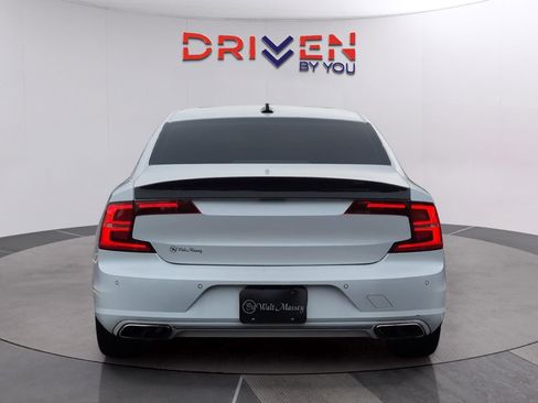 Used 2018 Volvo S90 T6 Momentum w/ Convenience Package AWD/4WD image 4