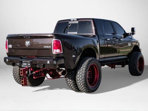 Used 2017 RAM 3500 Laramie Longhorn image 5