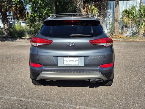 Used 2017 Hyundai Tucson Sport FWD image 7