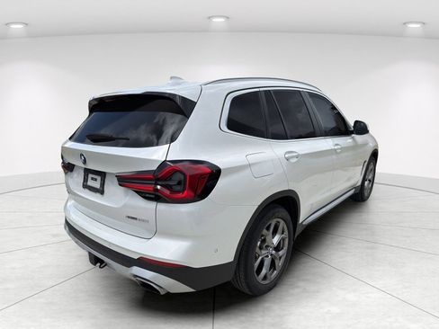 Certified 2023 BMW X3 xDrive30i w/ Premium Package w/ZPA AWD/4WD image 4